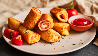 Enroladinho de queijo com presunto e requeijão